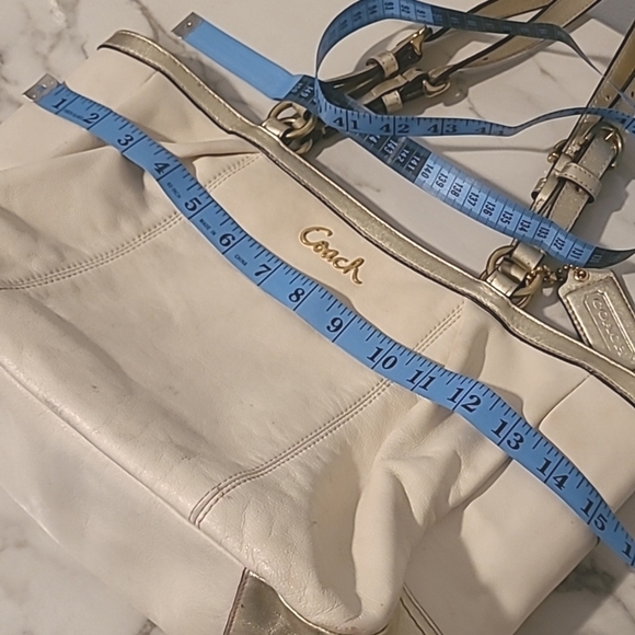 Coach Gallery Cream Metallic Soft Gold Leather Shoulder Bag Purse Tote Timeless - Picture 13 of 16